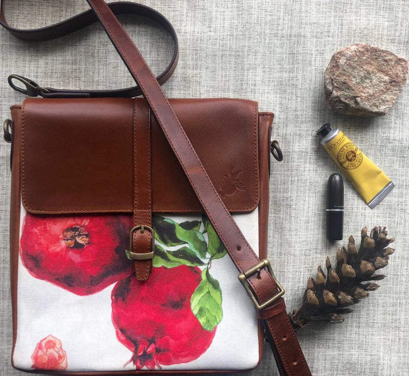 Travel Hero Crossbody Bag: Pomegranate